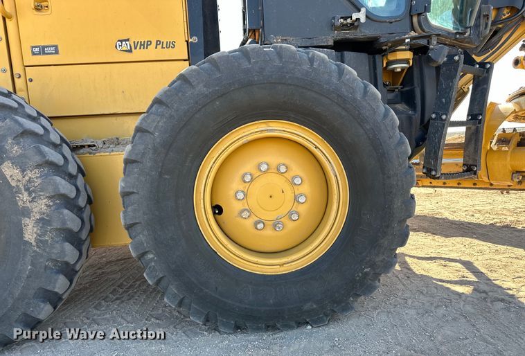 image for item OI9314 2014 Caterpillar 12M2 VHP Plus motor grader