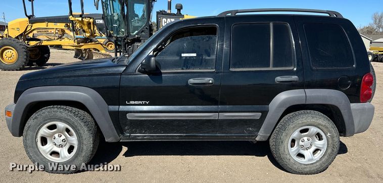 image for item OI9316 2004 Jeep Liberty SUV