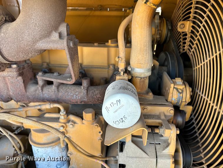 image for item OI9317 1993 Dresser 850 motor grader