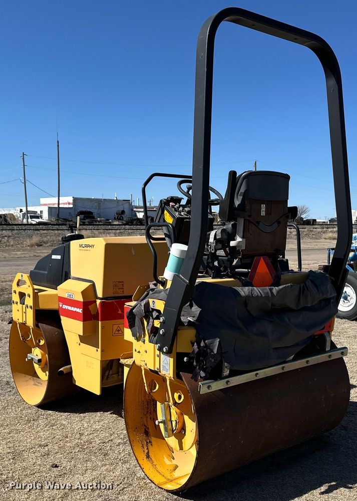 image for item OI9319 1999 Dynapac CC142 double drum vibratory roller