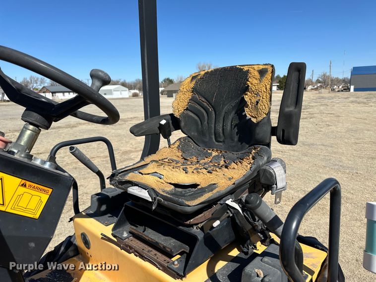 image for item OI9319 1999 Dynapac CC142 double drum vibratory roller