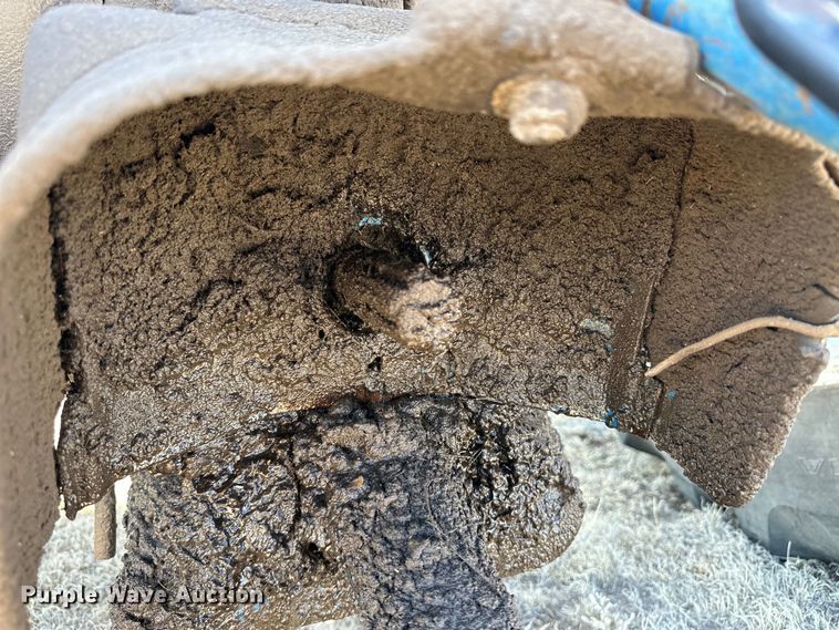 image for item OI9320 Ford 3930 tractor