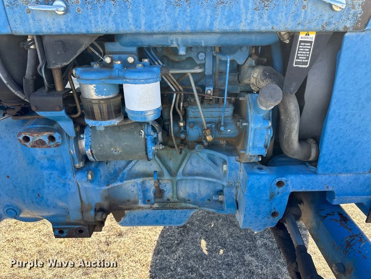 image for item OI9320 Ford 3930 tractor