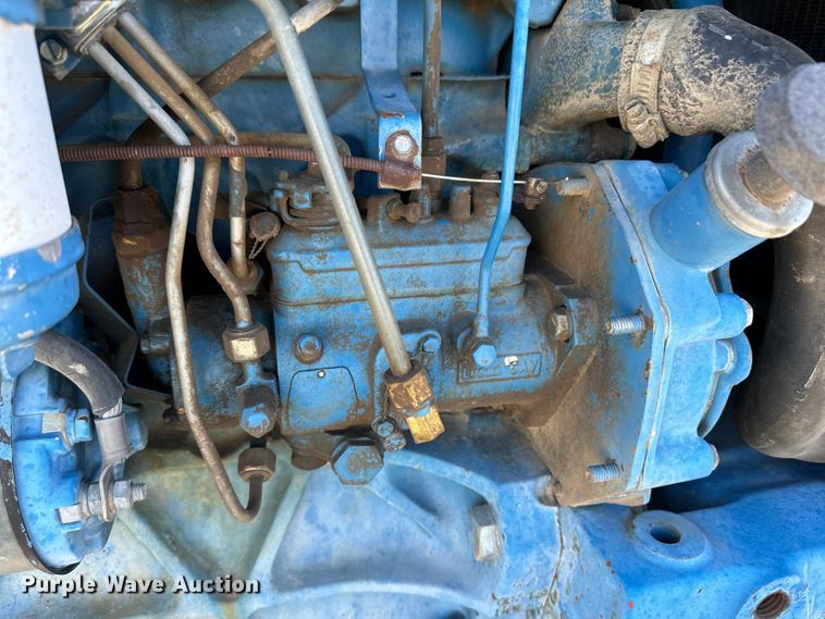 image for item OI9320 Ford 3930 tractor