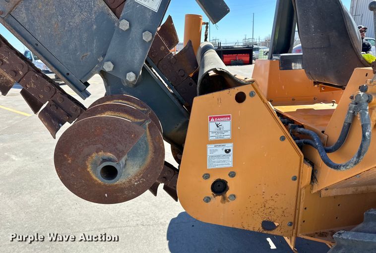 image for item OI9332 Case 860 Turbo trencher