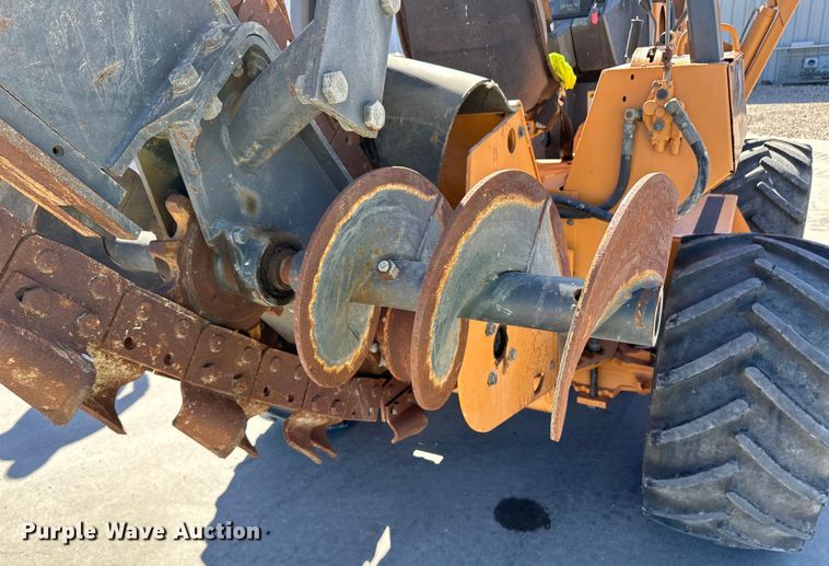 image for item OI9332 Case 860 Turbo trencher