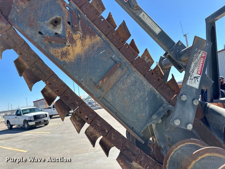 image for item OI9332 Case 860 Turbo trencher