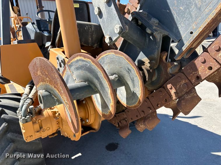 image for item OI9332 Case 860 Turbo trencher