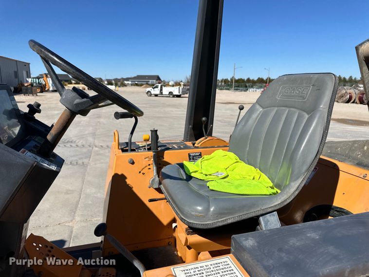 image for item OI9332 Case 860 Turbo trencher