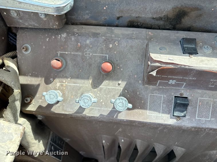 image for item OI9423 Dresser 530 wheel loader