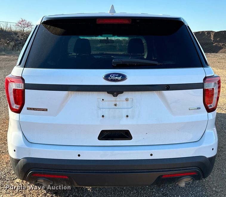 image for item OM9301 2017 Ford Explorer Police Interceptor SUV