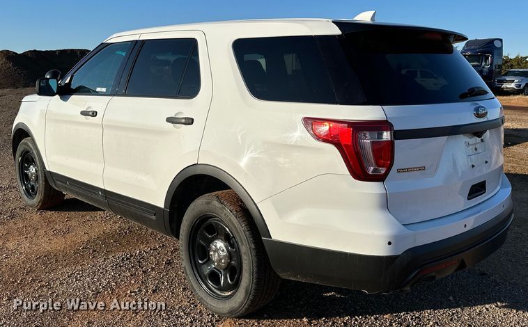 image for item OM9301 2017 Ford Explorer Police Interceptor SUV