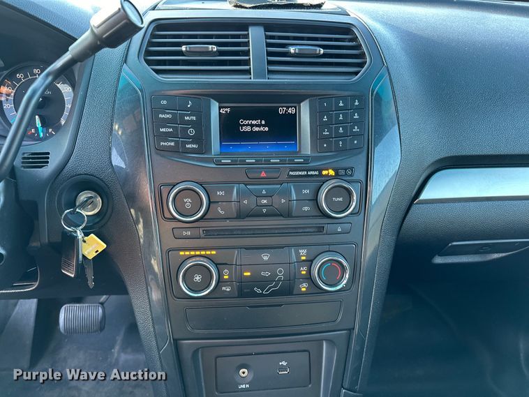 image for item OM9301 2017 Ford Explorer Police Interceptor SUV