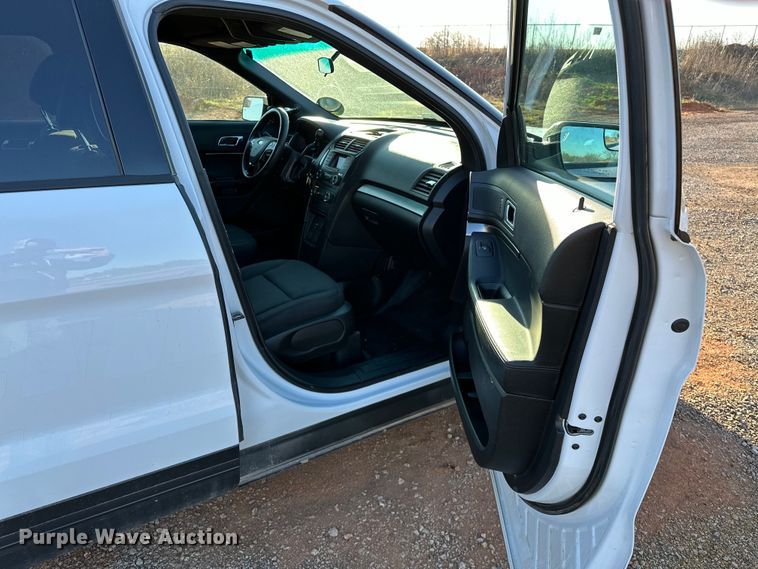 image for item OM9301 2017 Ford Explorer Police Interceptor SUV