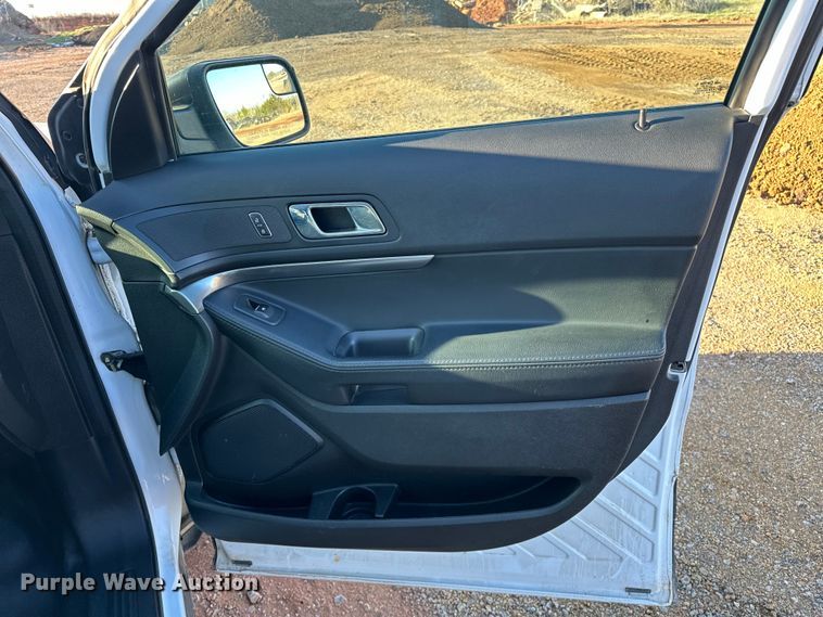 image for item OM9301 2017 Ford Explorer Police Interceptor SUV