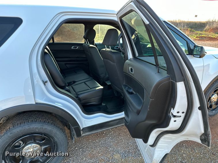 image for item OM9301 2017 Ford Explorer Police Interceptor SUV
