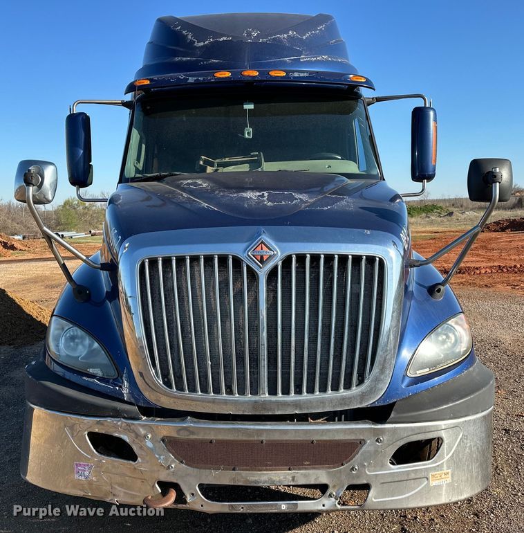 image for item OM9303 2012 International  ProStar Eagle  semi truck