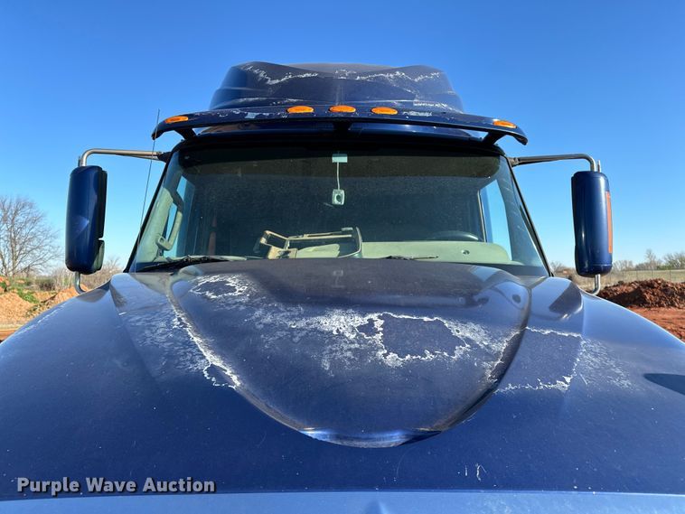 image for item OM9303 2012 International  ProStar Eagle  semi truck