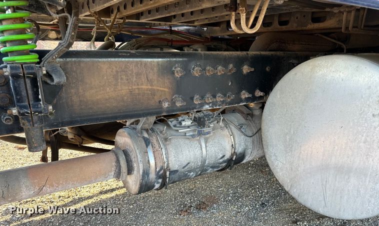 image for item OM9303 2012 International  ProStar Eagle  semi truck