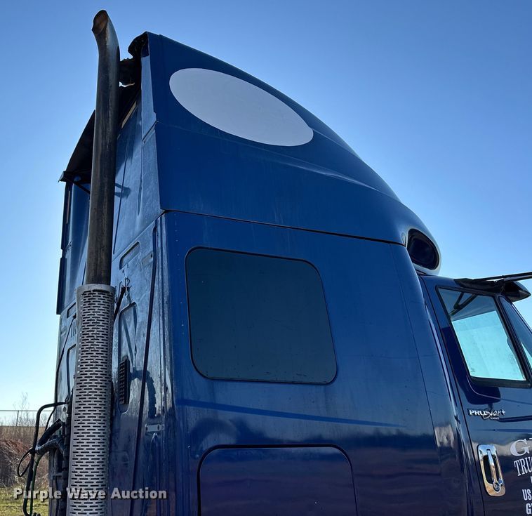 image for item OM9303 2012 International  ProStar Eagle  semi truck