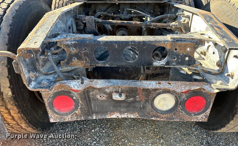 image for item OM9303 2012 International  ProStar Eagle  semi truck