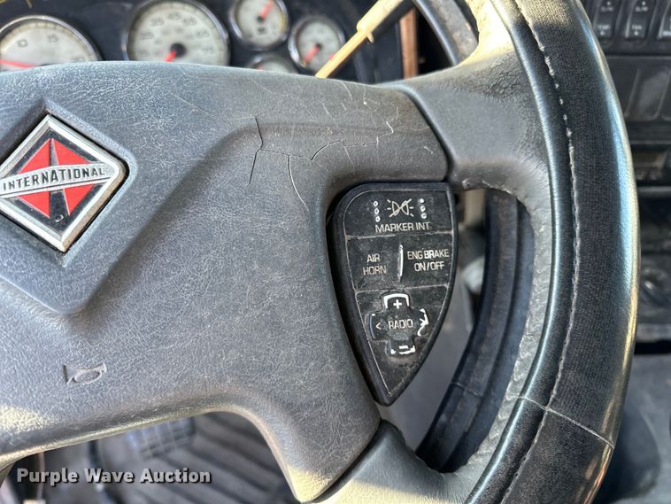 image for item OM9303 2012 International  ProStar Eagle  semi truck