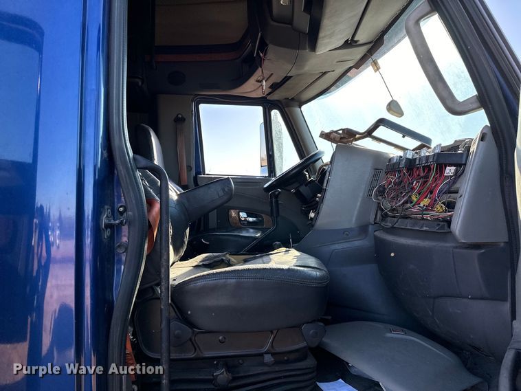 image for item OM9303 2012 International  ProStar Eagle  semi truck