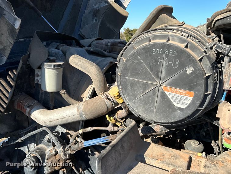 image for item OM9303 2012 International  ProStar Eagle  semi truck