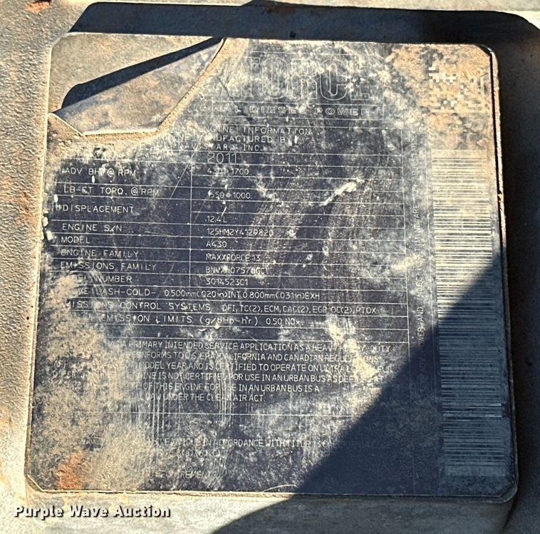 image for item OM9303 2012 International  ProStar Eagle  semi truck