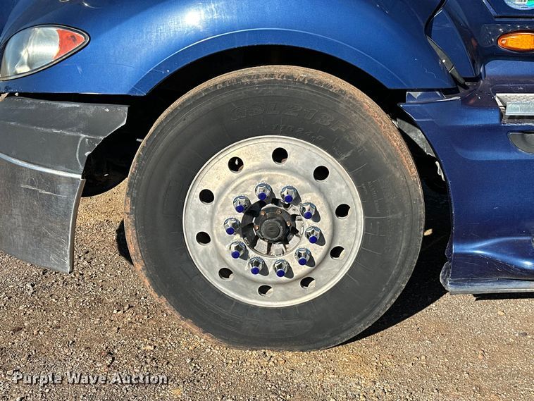 image for item OM9303 2012 International  ProStar Eagle  semi truck