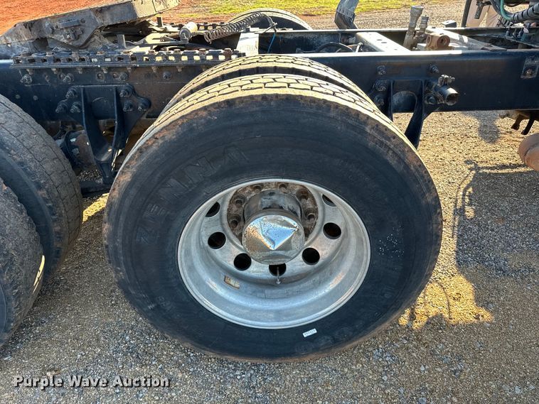 image for item OM9303 2012 International  ProStar Eagle  semi truck