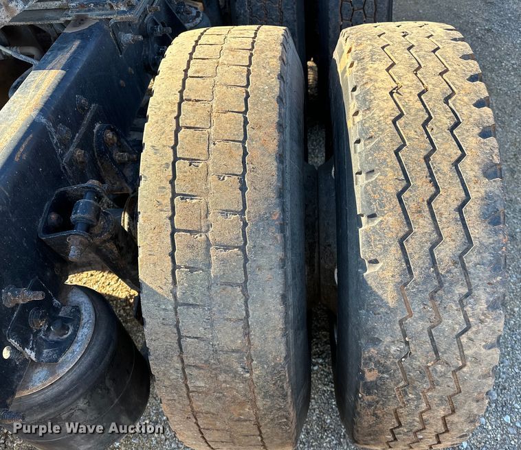 image for item OM9303 2012 International  ProStar Eagle  semi truck