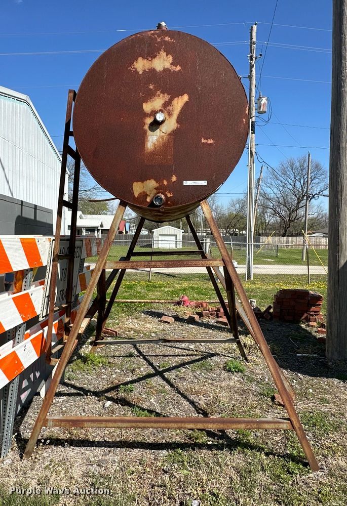 image for item OM9311 Storage tank