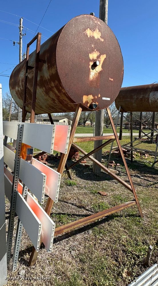 image for item OM9311 Storage tank