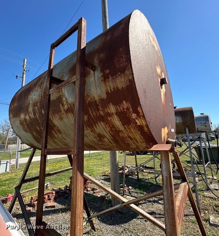 image for item OM9311 Storage tank