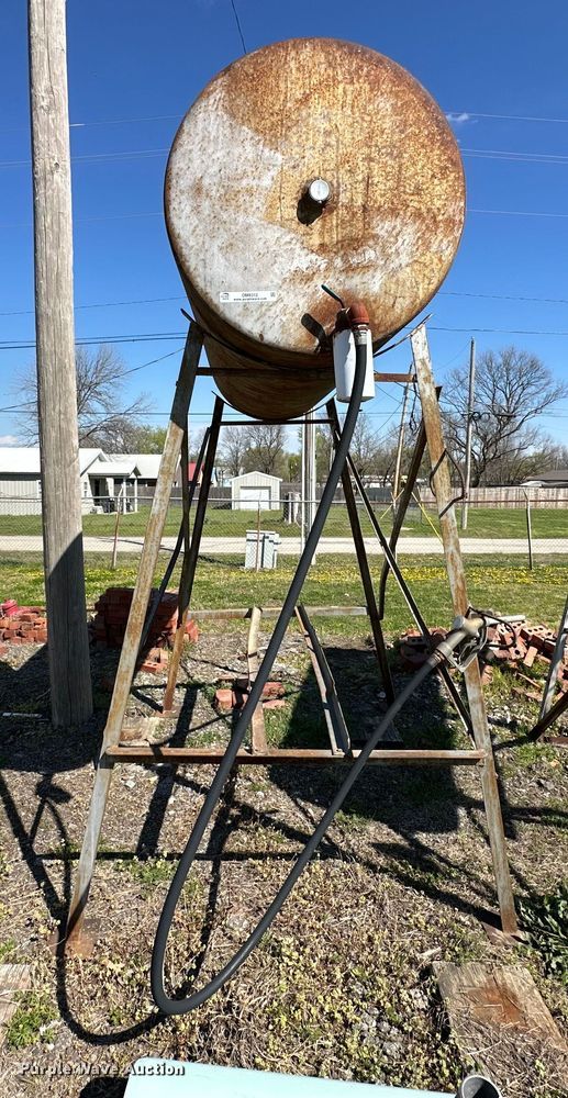 image for item OM9312 Fuel tank