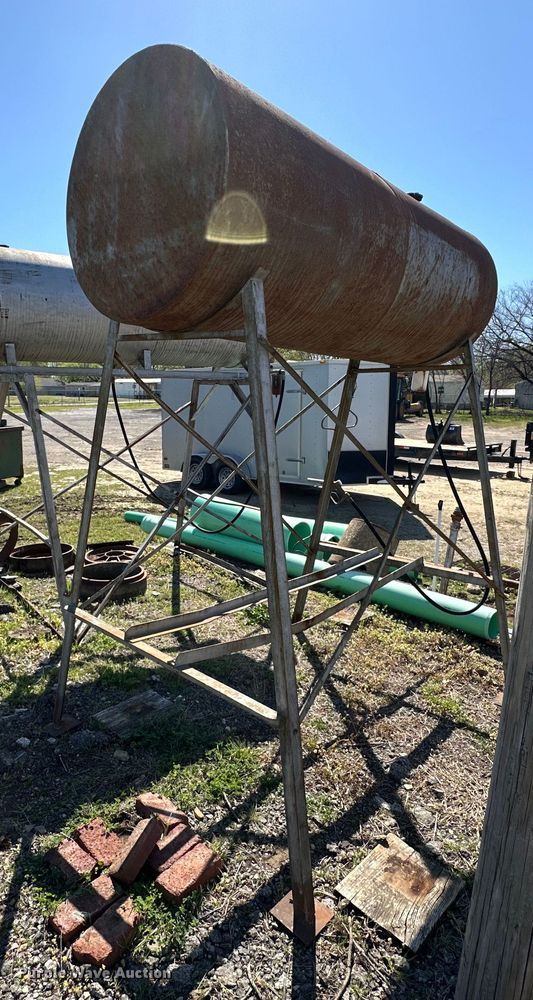 image for item OM9312 Fuel tank