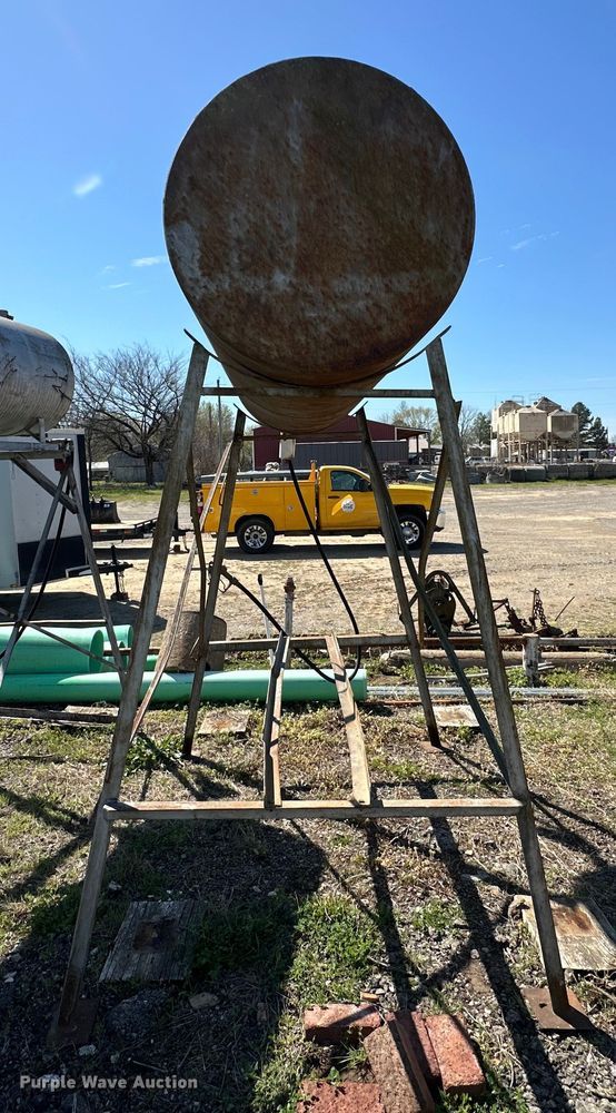 image for item OM9312 Fuel tank