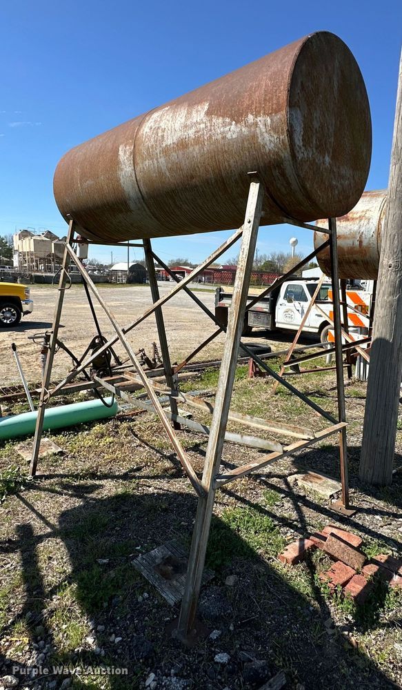 image for item OM9312 Fuel tank