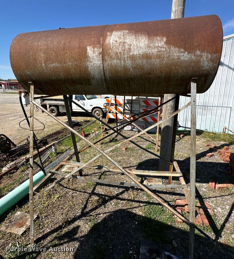 image for item OM9312 Fuel tank