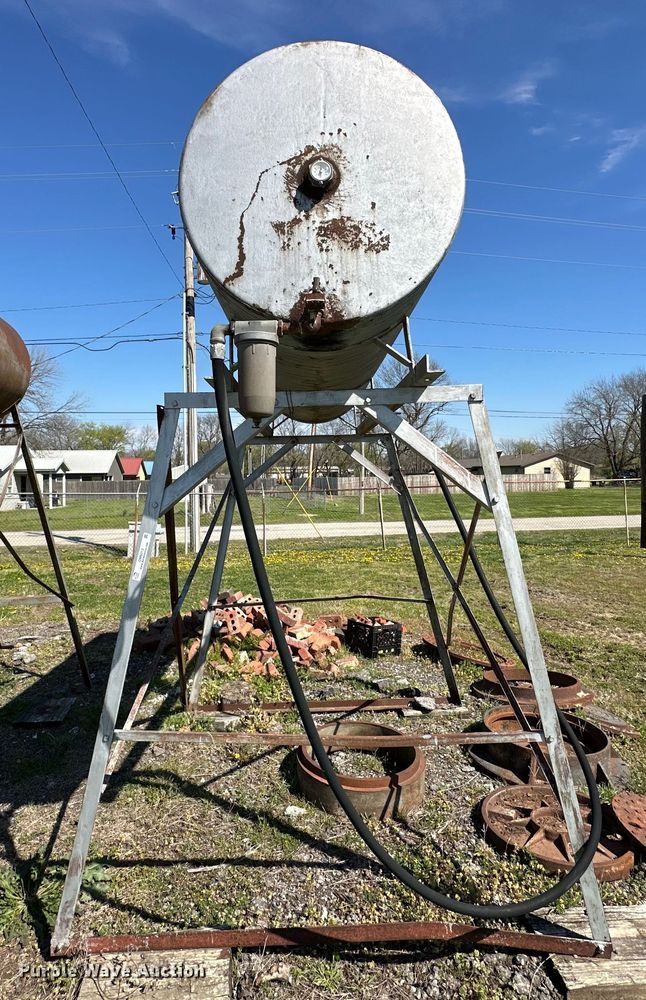 image for item OM9313 Fuel tank