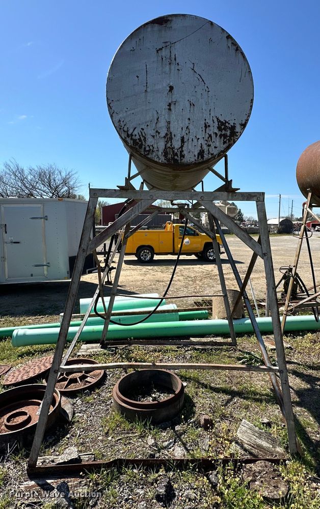 image for item OM9313 Fuel tank