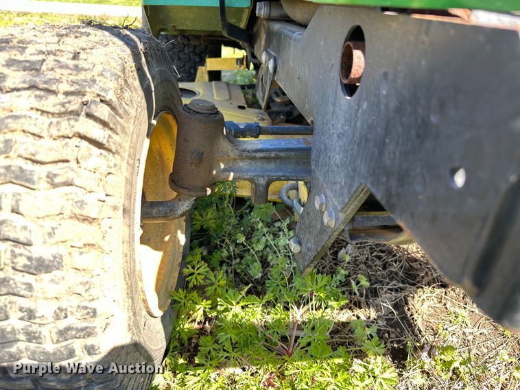 image for item OM9314 John Deere 320 lawn mower