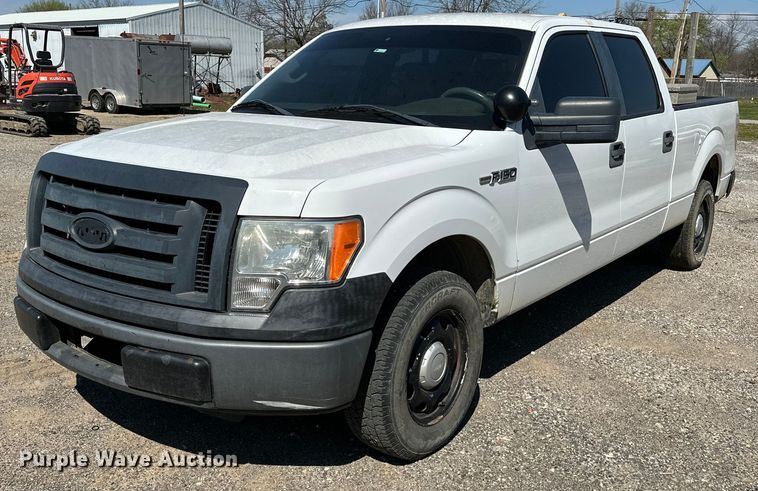 image for item OM9315 2010 Ford F150 SuperCrew pickup truck