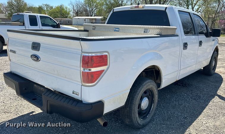 image for item OM9315 2010 Ford F150 SuperCrew pickup truck