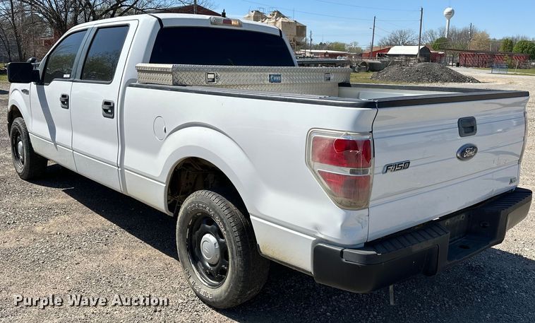 image for item OM9315 2010 Ford F150 SuperCrew pickup truck