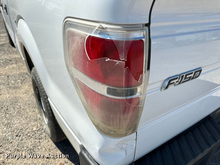 image for item OM9315 2010 Ford F150 SuperCrew pickup truck