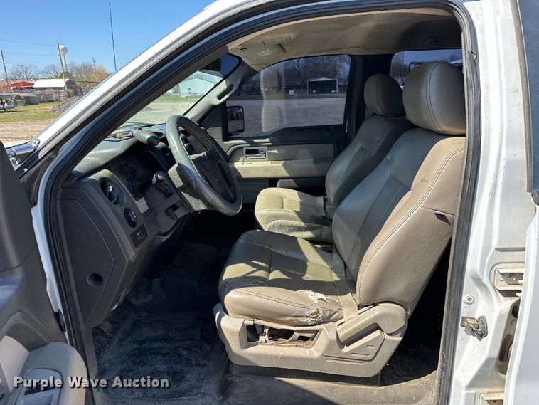 image for item OM9315 2010 Ford F150 SuperCrew pickup truck