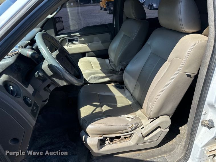 image for item OM9315 2010 Ford F150 SuperCrew pickup truck