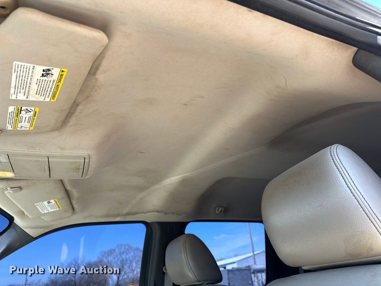 image for item OM9315 2010 Ford F150 SuperCrew pickup truck